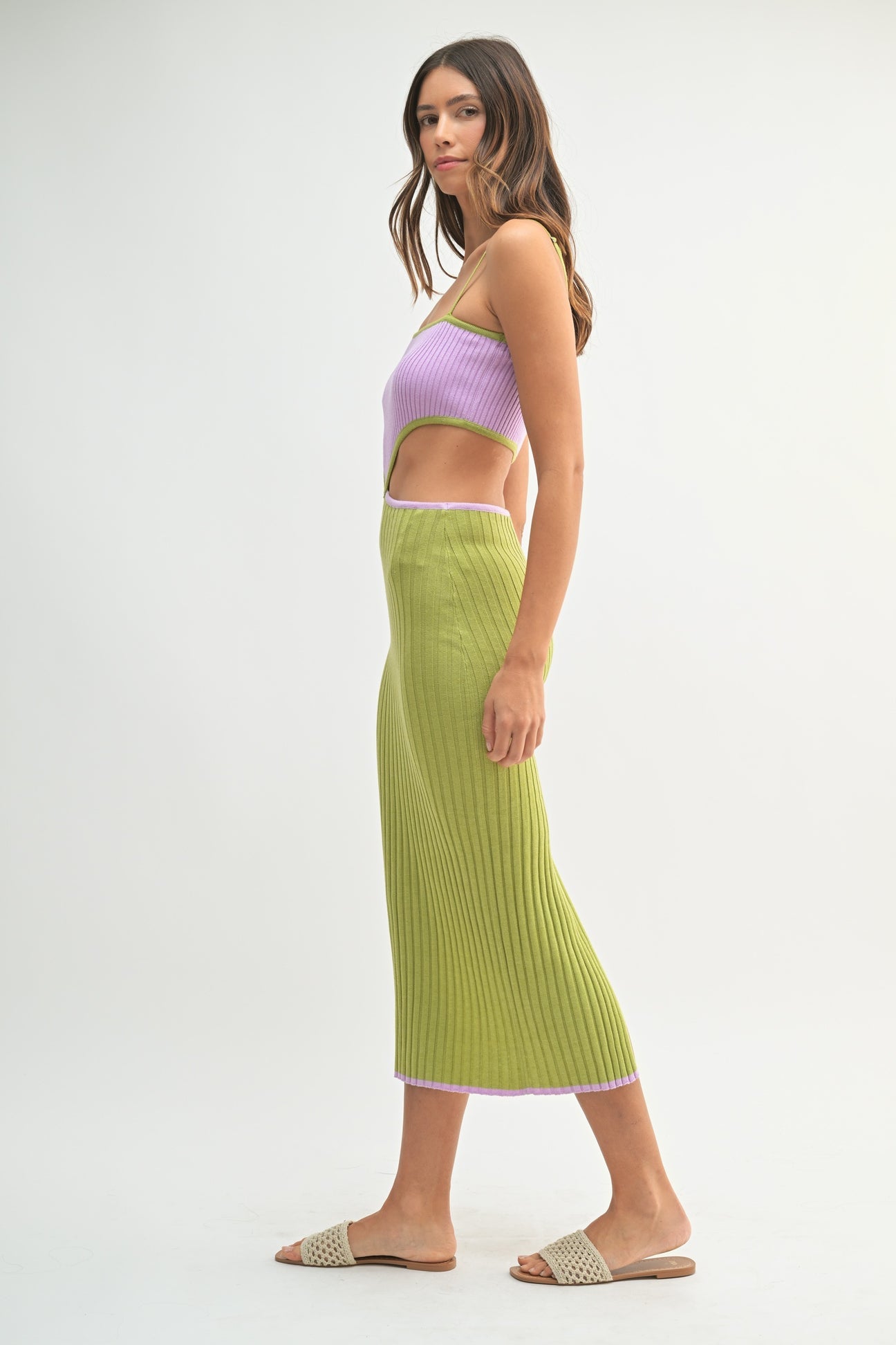 Voy A LLeVARTE PA PR Ribbed Knit Color Block Cutout Midi Dress