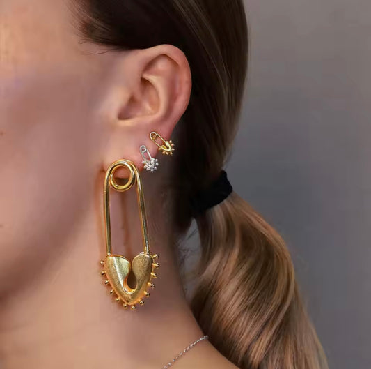 Heart Studs Pin Earrings
