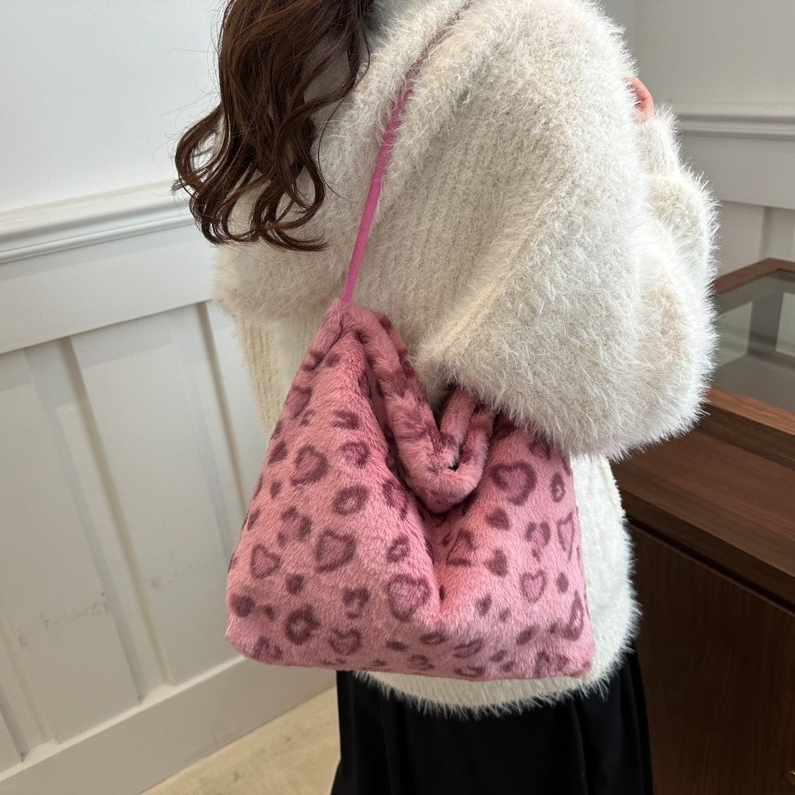 Leopard Furry Shoulder Bag